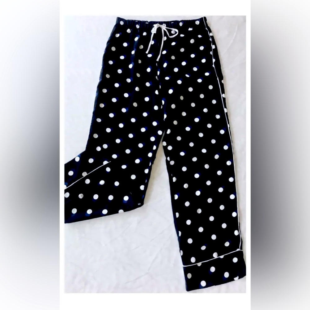 VICTORIA'S SECRET Polka Dots SATIN PJS NWT